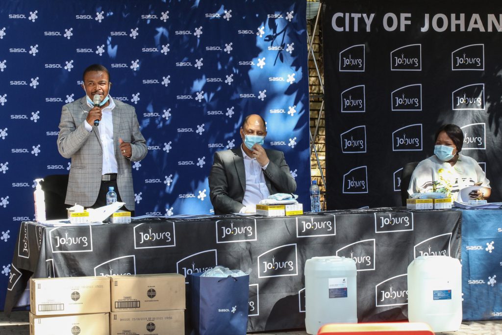 Sasol donates Sanitiser and Masks to the City of Johannesburg.